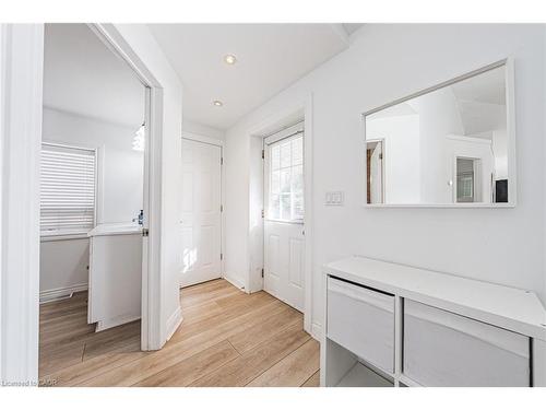258 West 19Th Street, Hamilton, ON - Indoor Photo Showing Other Room