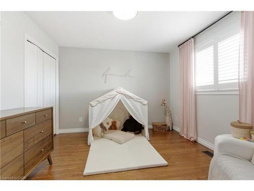 78 Ackland Street, Stoney Creek, ON - Indoor Photo Showing Bedroom