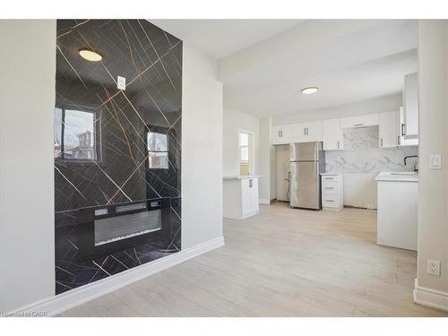 510 Britannia Avenue, Hamilton, ON - Indoor Photo Showing Kitchen