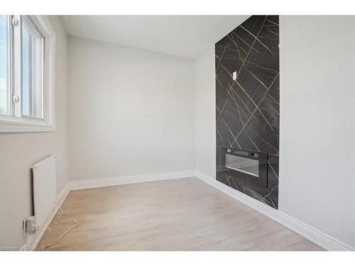 510 Britannia Avenue, Hamilton, ON - Indoor Photo Showing Other Room