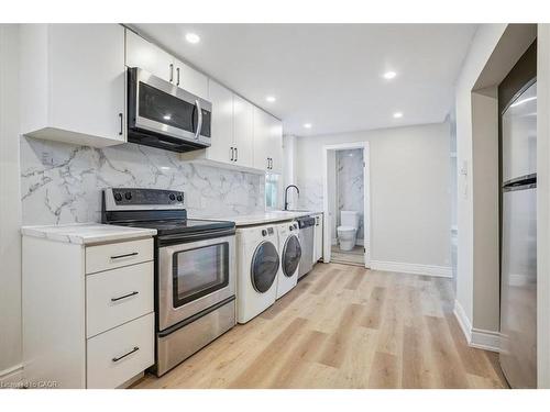 510 Britannia Avenue, Hamilton, ON - Indoor Photo Showing Kitchen