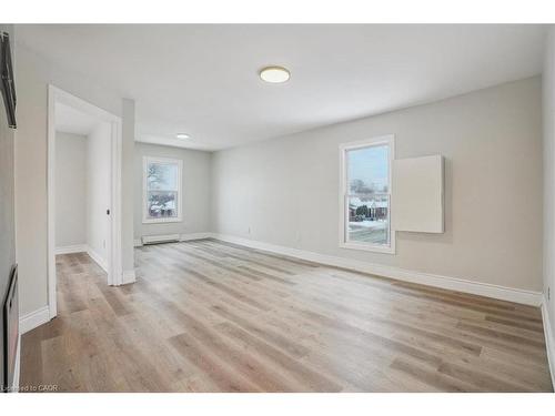 510 Britannia Avenue, Hamilton, ON - Indoor Photo Showing Other Room