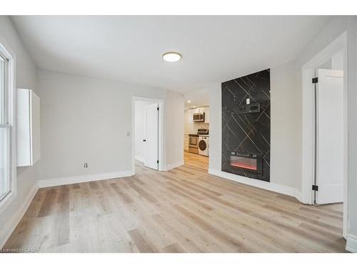 510 Britannia Avenue, Hamilton, ON - Indoor