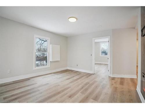 510 Britannia Avenue, Hamilton, ON - Indoor Photo Showing Other Room