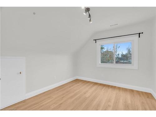 2-22 Ash Street, Kitchener, ON - Indoor Photo Showing Other Room