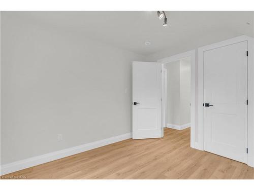 2-22 Ash Street, Kitchener, ON - Indoor Photo Showing Other Room