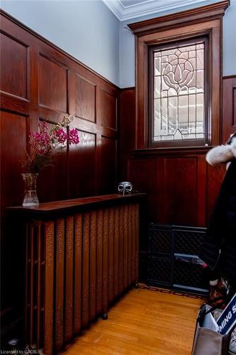 34 Holton Avenue S, Hamilton, ON - Indoor Photo Showing Other Room