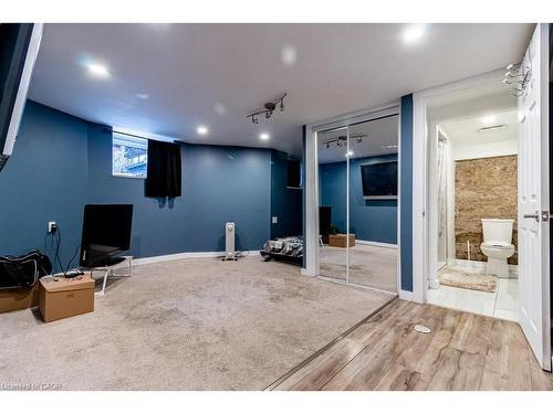 34 Holton Avenue S, Hamilton, ON - Indoor