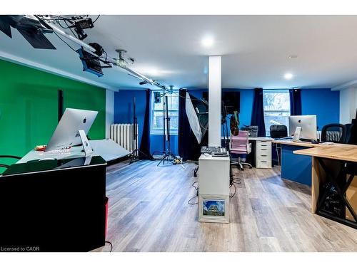 34 Holton Avenue S, Hamilton, ON - Indoor