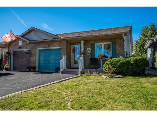 50 Scottacres Boulevard, Caledonia, ON - Outdoor With Facade