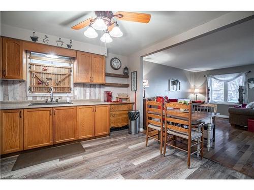 50 Scottacres Boulevard, Caledonia, ON - Indoor Photo Showing Other Room