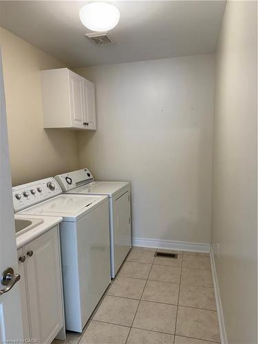 4210 Saunders Crescent, Burlington, ON - Indoor Photo Showing Laundry Room