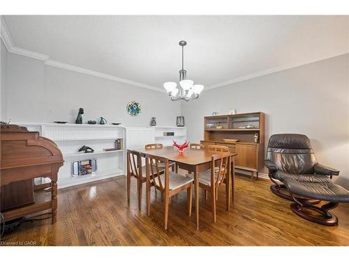 406-2 Lancaster Street E, Kitchener, ON - Indoor Photo Showing Dining Room