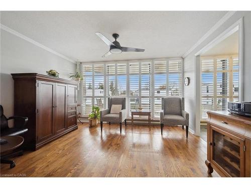 406-2 Lancaster Street E, Kitchener, ON - Indoor