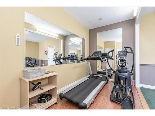 406-2 Lancaster Street E, Kitchener, ON - Indoor Photo Showing Gym Room