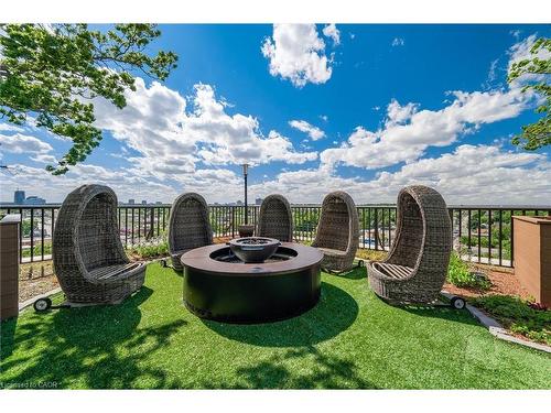 406-2 Lancaster Street E, Kitchener, ON - Outdoor With View