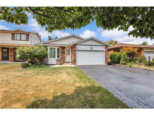 18 Rosewell Street, Hamilton, ON - Outdoor With Facade