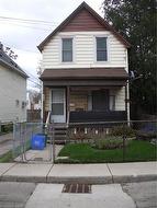 52 Douglas Avenue  Hamilton, ON L8L 5R3