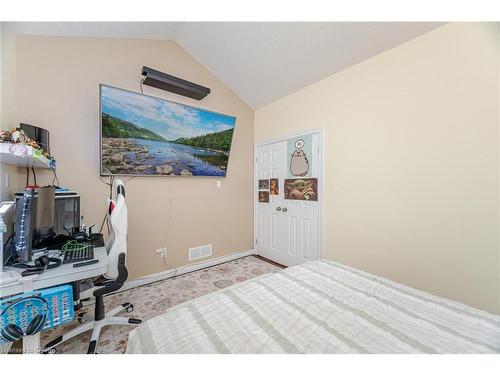 908 Gabor Street, London, ON - Indoor