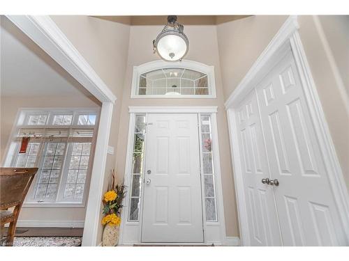 908 Gabor Street, London, ON - Indoor Photo Showing Other Room