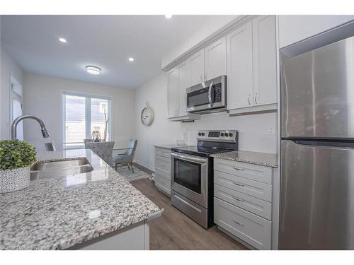 73 Forestwalk Street, Kitchener, ON - Indoor Photo Showing Kitchen With Stainless Steel Kitchen With Double Sink With Upgraded Kitchen