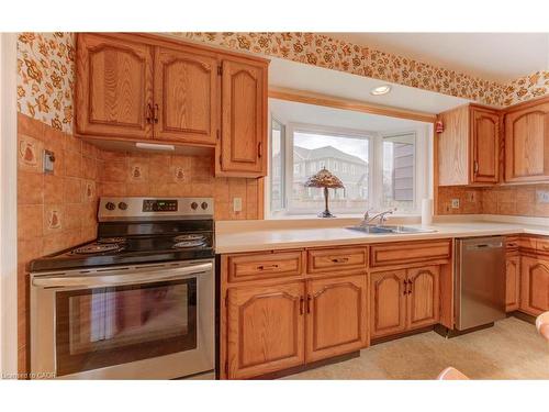 26 Camden Place, Kitchener, ON - Indoor Photo Showing Kitchen With Double Sink