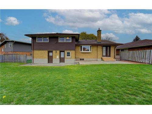 26 Camden Place, Kitchener, ON - Outdoor