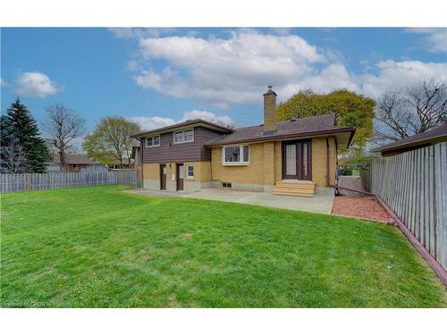 26 Camden Place, Kitchener, ON - Outdoor