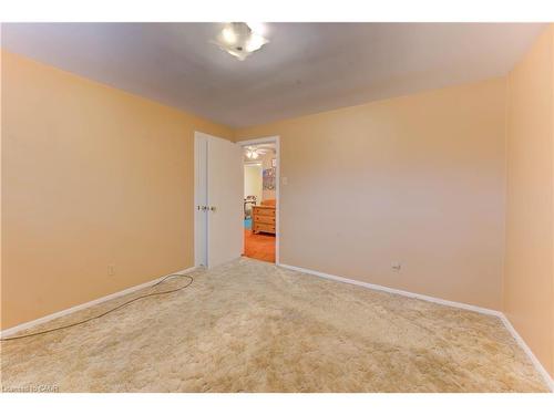 26 Camden Place, Kitchener, ON - Indoor Photo Showing Other Room