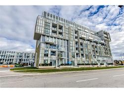 207-1005 Dundas Street  Oakville, ON L6H 8C7