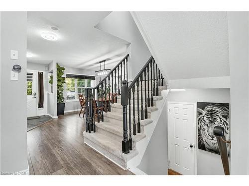 5 Mavin Street, Brantford, ON - Indoor Photo Showing Other Room