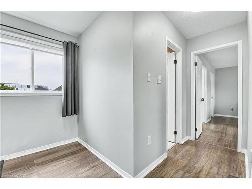 5 Mavin Street, Brantford, ON - Indoor Photo Showing Other Room