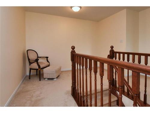 49-7 Southside Place, Hamilton, ON - Indoor Photo Showing Other Room