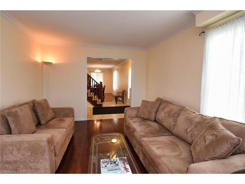 49-7 Southside Place, Hamilton, ON - Indoor Photo Showing Living Room