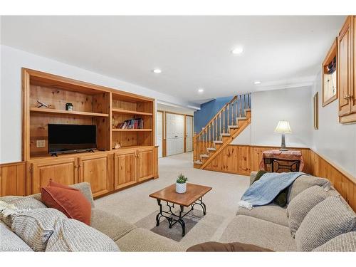 75 Flamboro Street, Waterdown, ON - Indoor Photo Showing Living Room