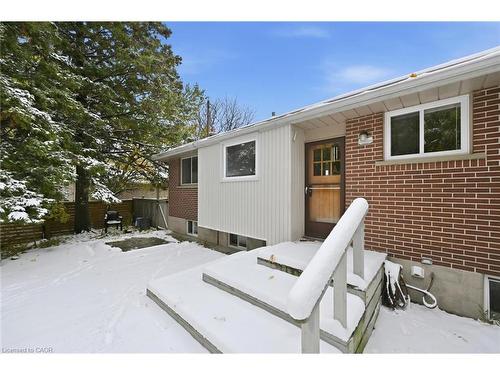 75 Flamboro Street, Waterdown, ON - Outdoor With Exterior