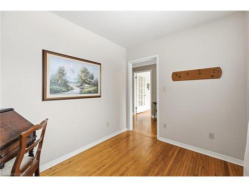 75 Flamboro Street, Waterdown, ON - Indoor Photo Showing Other Room
