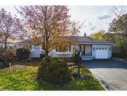 1164 Barton Street  Stoney Creek, ON L8E 5H1