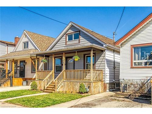 70 Robins Avenue  Hamilton, ON L8H 4N4