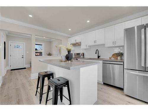 70 Robins Avenue, Hamilton, ON - Indoor Photo Showing Kitchen With Stainless Steel Kitchen With Upgraded Kitchen
