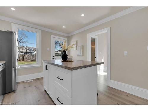 70 Robins Avenue, Hamilton, ON - Indoor