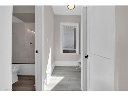 70 Robins Avenue, Hamilton, ON - Indoor Photo Showing Other Room