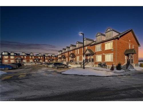 14-252 Penetanguishene Road  Barrie, ON L4M 7C2