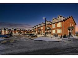 14-252 Penetanguishene Road  Barrie, ON L4M 7C2