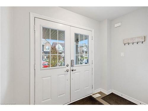 39 Mccargow Drive, Haldimand, ON - Indoor Photo Showing Other Room