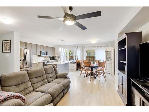 39 Mccargow Drive, Haldimand, ON - Indoor Photo Showing Other Room