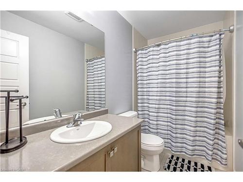 39 Mccargow Drive, Haldimand, ON - Indoor Photo Showing Bathroom