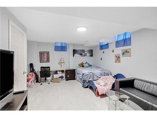 39 Mccargow Drive, Haldimand, ON - Indoor Photo Showing Bedroom