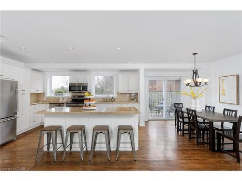 2088 Saxon Road, Oakville, ON - Indoor