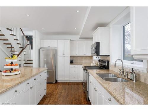 2088 Saxon Road, Oakville, ON - Indoor Photo Showing Kitchen With Double Sink